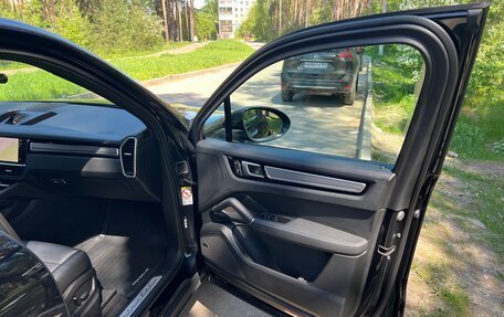 Porsche Cayenne III, 2023 год, 12 459 000 рублей, 15 фотография