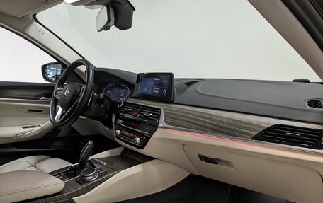 BMW 5 серия, 2019 год, 4 250 000 рублей, 10 фотография