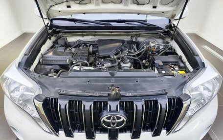 Toyota Land Cruiser Prado 150 рестайлинг 2, 2015 год, 3 888 000 рублей, 11 фотография