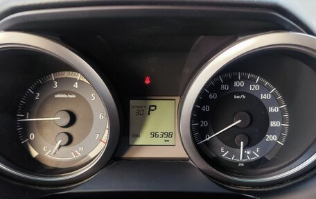 Toyota Land Cruiser Prado 150 рестайлинг 2, 2015 год, 3 888 000 рублей, 16 фотография