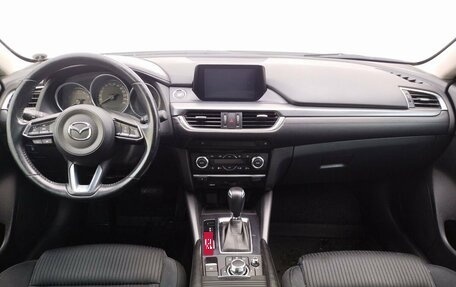 Mazda 6, 2017 год, 1 845 000 рублей, 12 фотография