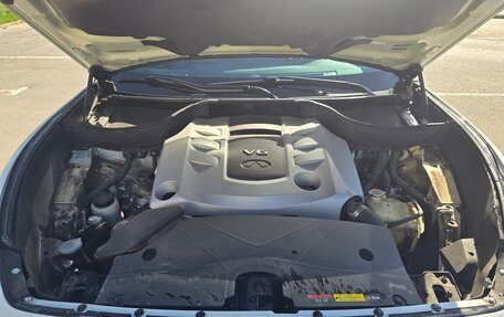 Infiniti QX70, 2014 год, 2 050 000 рублей, 17 фотография