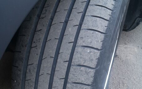 Land Rover Discovery III, 2007 год, 1 240 000 рублей, 31 фотография