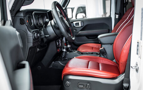 Jeep Wrangler, 2024 год, 15 700 000 рублей, 18 фотография