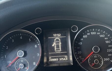 Volkswagen Passat B7, 2011 год, 1 350 000 рублей, 6 фотография