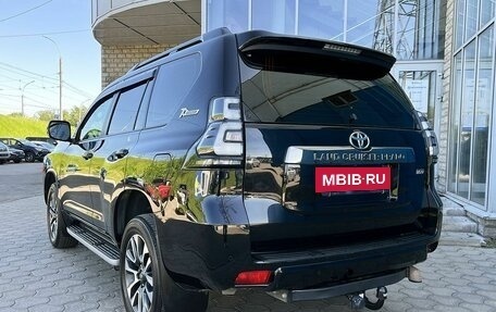 Toyota Land Cruiser Prado 150 рестайлинг 2, 2021 год, 6 799 000 рублей, 3 фотография