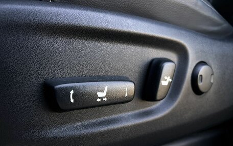 Toyota Land Cruiser Prado 150 рестайлинг 2, 2021 год, 6 799 000 рублей, 20 фотография