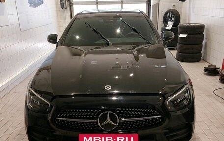 Mercedes-Benz E-Класс, 2022 год, 6 497 000 рублей, 5 фотография
