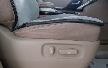 Toyota Vellfire I, 2013 год, 2 999 000 рублей, 12 фотография