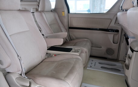 Toyota Vellfire I, 2013 год, 2 999 000 рублей, 24 фотография