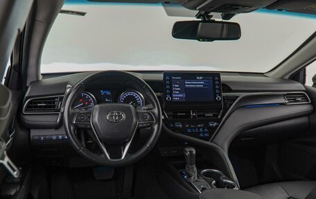 Toyota Camry, 2021 год, 2 890 000 рублей, 7 фотография