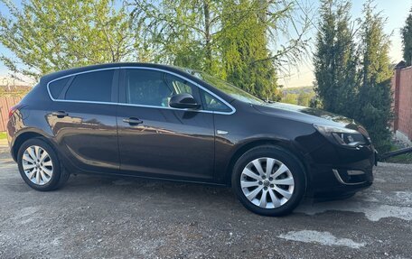 Opel Astra J, 2014 год, 990 000 рублей, 13 фотография