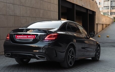 Mercedes-Benz C-Класс, 2018 год, 2 390 000 рублей, 11 фотография