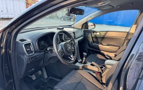 KIA Sportage IV рестайлинг, 2018 год, 1 850 000 рублей, 5 фотография