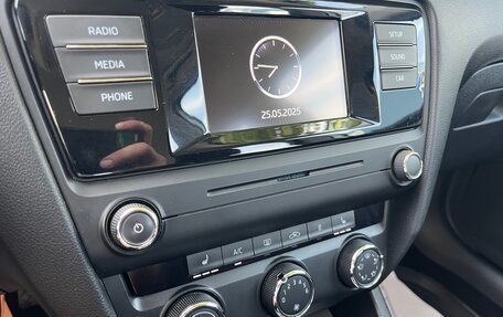 Skoda Octavia, 2016 год, 1 890 000 рублей, 9 фотография