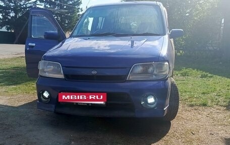 Nissan Cube II, 2000 год, 280 000 рублей, 3 фотография
