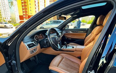 BMW 7 серия, 2017 год, 3 350 000 рублей, 8 фотография