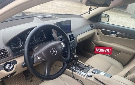 Mercedes-Benz C-Класс, 2010 год, 870 000 рублей, 4 фотография