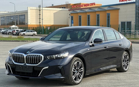 BMW 5 серия, 2024 год, 7 100 000 рублей, 3 фотография
