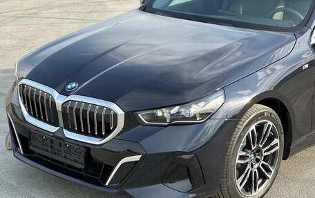 BMW 5 серия, 2024 год, 7 100 000 рублей, 7 фотография