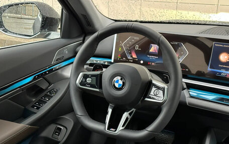 BMW 5 серия, 2024 год, 7 100 000 рублей, 13 фотография