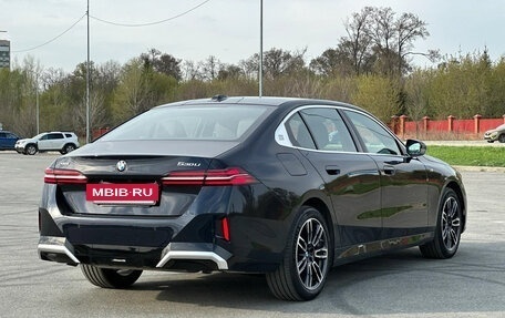 BMW 5 серия, 2024 год, 7 100 000 рублей, 20 фотография