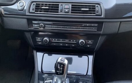 BMW 5 серия, 2011 год, 1 100 000 рублей, 5 фотография