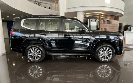 Toyota Land Cruiser, 2024 год, 13 975 000 рублей, 4 фотография