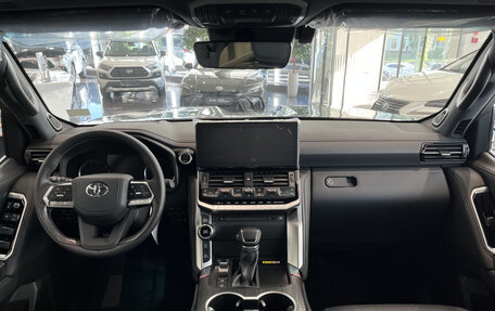 Toyota Land Cruiser, 2024 год, 13 975 000 рублей, 14 фотография
