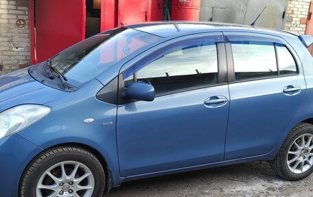 Toyota Yaris III рестайлинг, 2008 год, 700 000 рублей, 6 фотография
