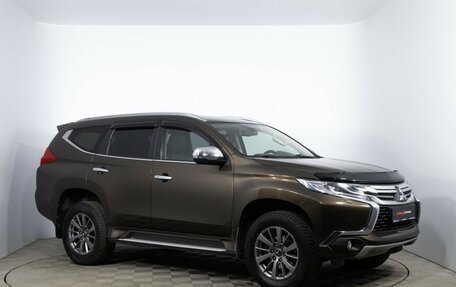 Mitsubishi Pajero Sport III рестайлинг, 2017 год, 2 450 000 рублей, 3 фотография