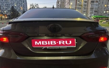 Toyota Camry, 2019 год, 2 650 000 рублей, 11 фотография