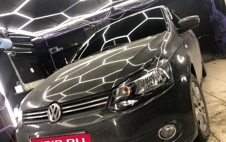 Volkswagen Polo VI (EU Market), 2011 год, 770 000 рублей, 2 фотография