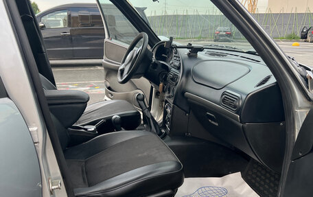 Chevrolet Niva I рестайлинг, 2011 год, 500 000 рублей, 6 фотография