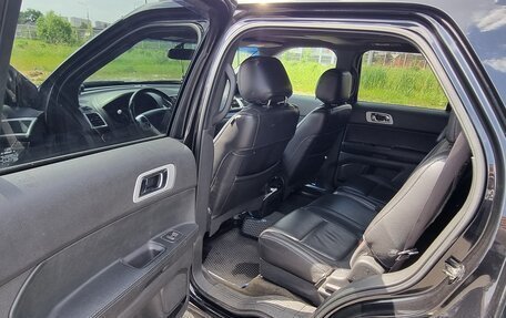 Ford Explorer VI, 2013 год, 1 999 999 рублей, 17 фотография