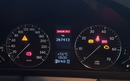 Mercedes-Benz C-Класс, 2006 год, 900 000 рублей, 4 фотография