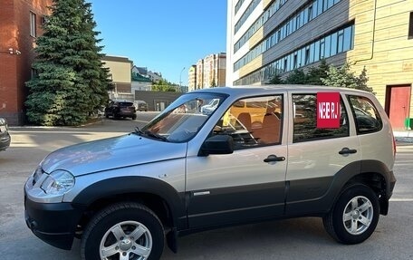 Chevrolet Niva I рестайлинг, 2012 год, 688 000 рублей, 7 фотография