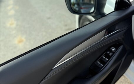 Mazda 6, 2019 год, 2 350 000 рублей, 10 фотография