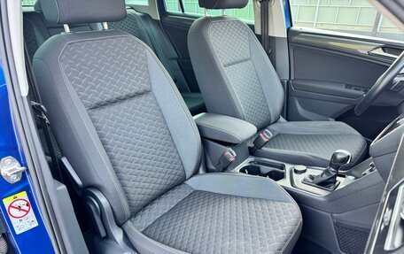 Volkswagen Tiguan II, 2018 год, 2 300 000 рублей, 23 фотография