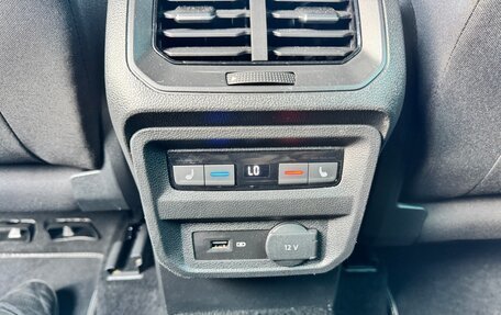 Volkswagen Tiguan II, 2018 год, 2 300 000 рублей, 28 фотография
