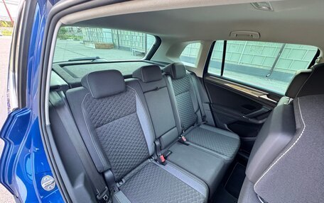Volkswagen Tiguan II, 2018 год, 2 300 000 рублей, 25 фотография