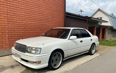 Toyota Crown, 1998 год, 800 000 рублей, 3 фотография