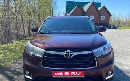 Toyota Highlander III, 2015 год, 3 800 000 рублей, 3 фотография
