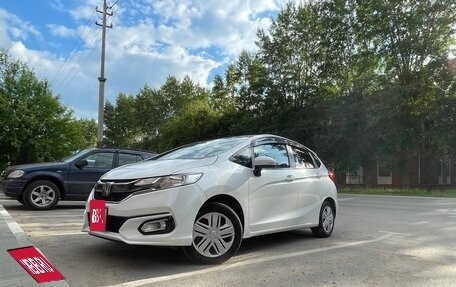 Honda Fit III, 2019 год, 1 500 000 рублей, 12 фотография