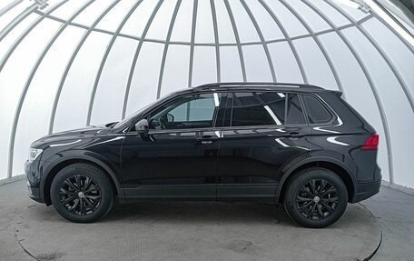 Volkswagen Tiguan II, 2020 год, 2 640 000 рублей, 10 фотография