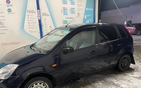 Ford Fiesta, 2005 год, 300 000 рублей, 4 фотография