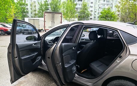 Hyundai Solaris II рестайлинг, 2022 год, 1 300 000 рублей, 9 фотография