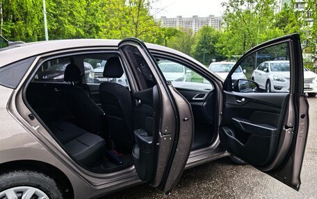 Hyundai Solaris II рестайлинг, 2022 год, 1 300 000 рублей, 11 фотография