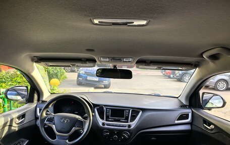 Hyundai Solaris II рестайлинг, 2022 год, 1 300 000 рублей, 12 фотография
