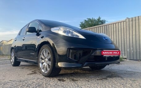Nissan Leaf I, 2015 год, 850 000 рублей, 16 фотография